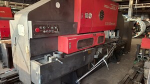 アマダ製 タレントパンチプレス（PEGA357／1988年式）の画像