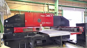 アマダ製 タレットパンチプレス（PEGA367／1995年式）の画像