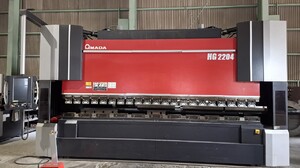 アマダ製 プレスブレーキ（HG2204／2015年式）の画像