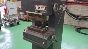 アマダ製 プレスブレーキ（CB-83）の画像