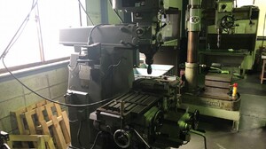 静岡鐵工所製 フライス盤（VHR-A）の画像