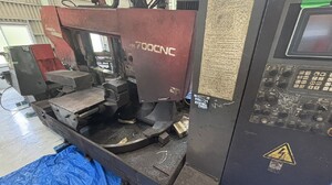 アマダマシナリー製 CNC形鋼切断用バンドソー（HK700CNC／1999年式）の画像