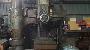 吉田鐵工所製 ラジアルボール盤（YR3-115）の画像