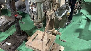 吉田鐵工所製 卓上ボール盤（YBD-360）の画像
