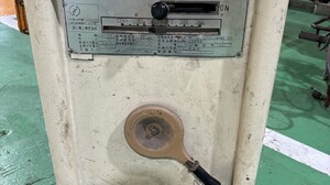 日立製作所製 アーク溶接機（AW-300／1998年式）の画像