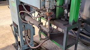 ダイデン製 スポット溶接機（SL-AP／1988年式）の画像