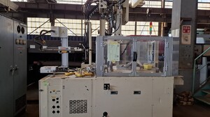 ソディック製 立型射出成型機（TR40VRE／2004年式）の画像