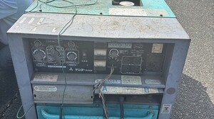 デンヨー製 エンジン発電機（DLW-400ESW）の画像