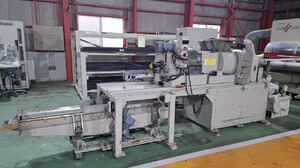 トーシン製 二軸一軸押造粒機（TEC-10型／2012年式）の画像