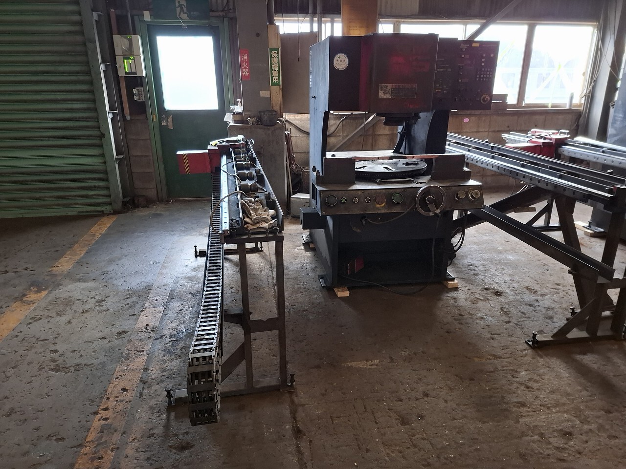 アマダ製 アイアンワーカー（IW-45II／1992年式）の画像