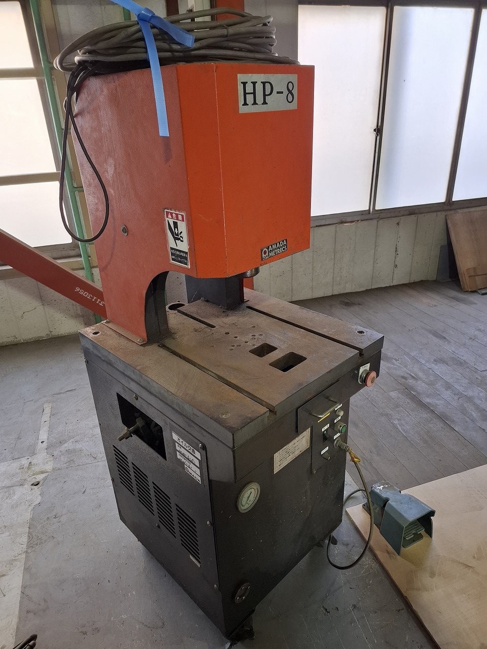 アマダ製 8Tプレス（HP-8／1991年式）の画像