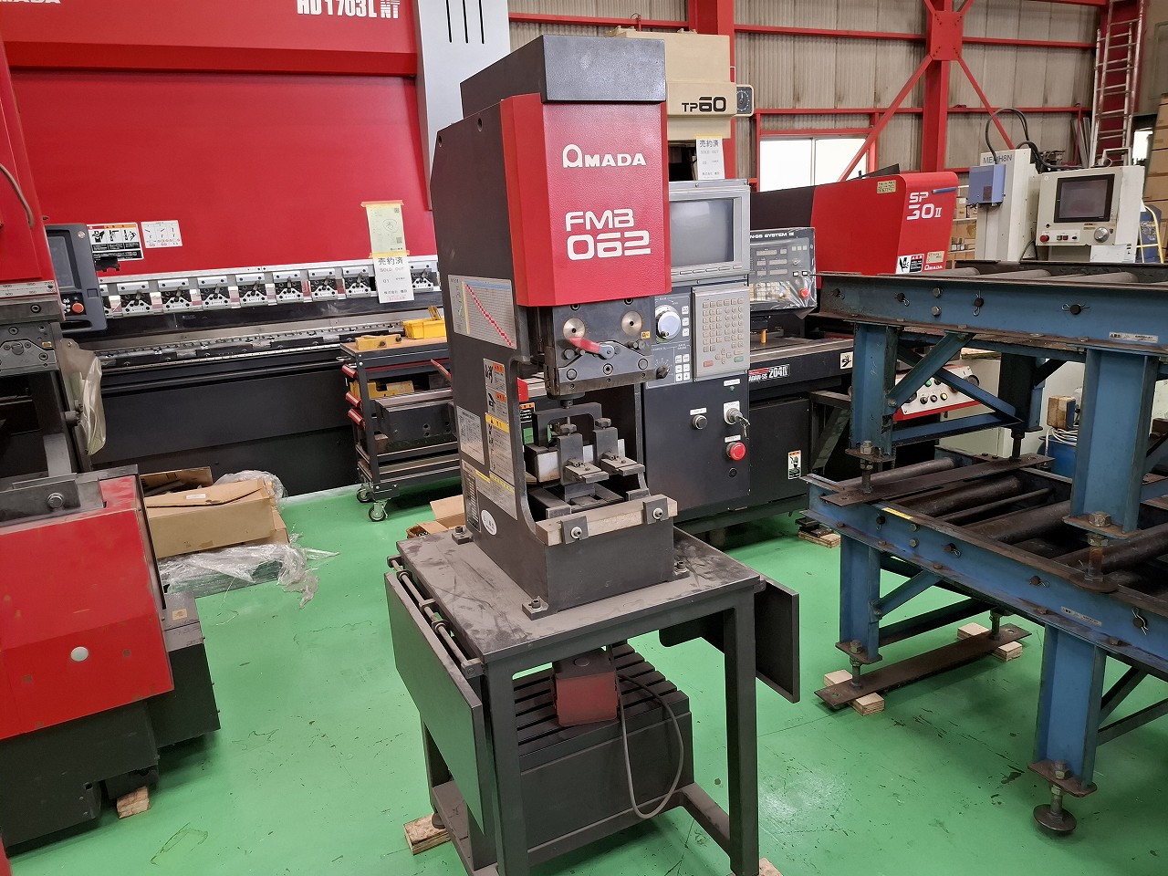 アマダ製 プレスブレーキ（FMB-062／2001年式）の画像