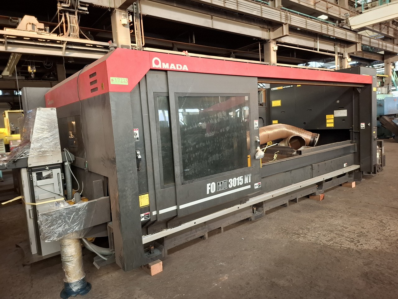 アマダ製 レーザー加工機（FOM23015NT／2012年式）の画像