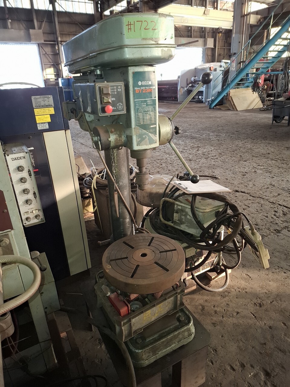 日立製 タッピングボール盤（BT22RL）の画像