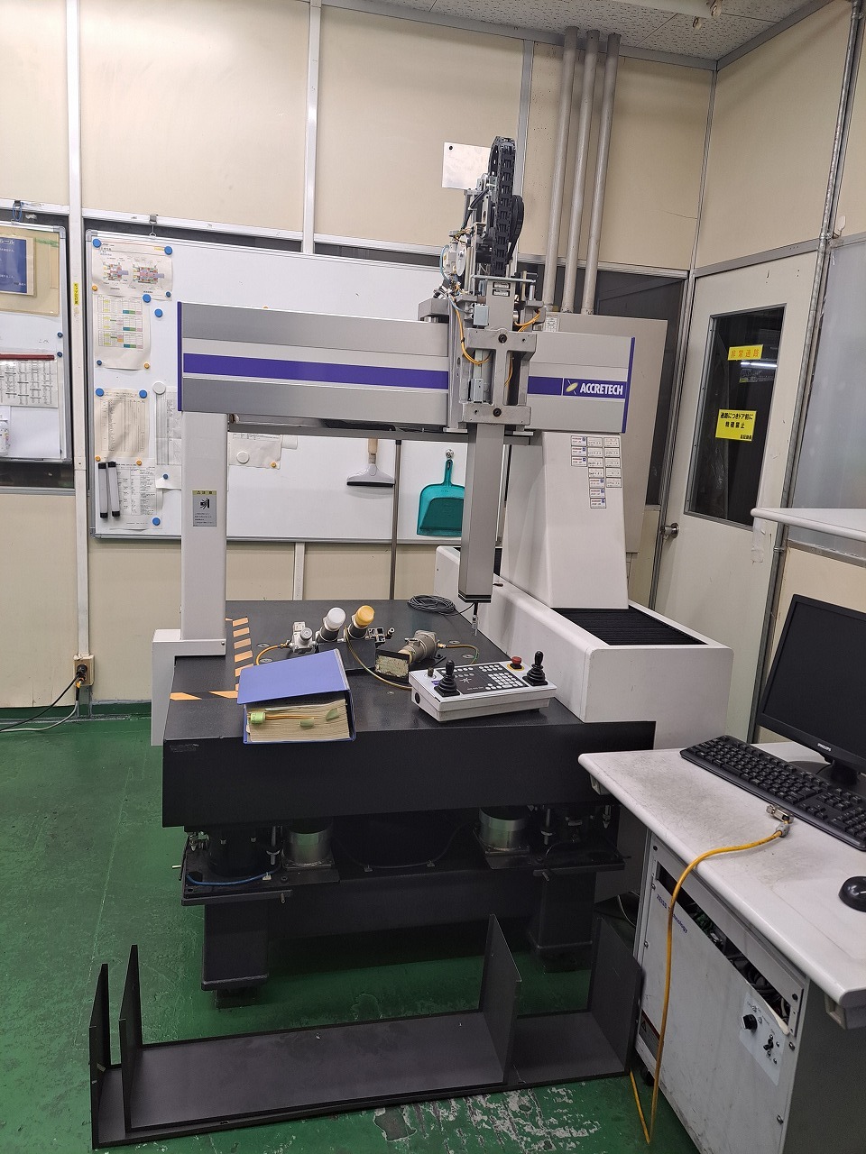 東京精密製 3次元測定器（SUA600A-C6／2008年式）の画像